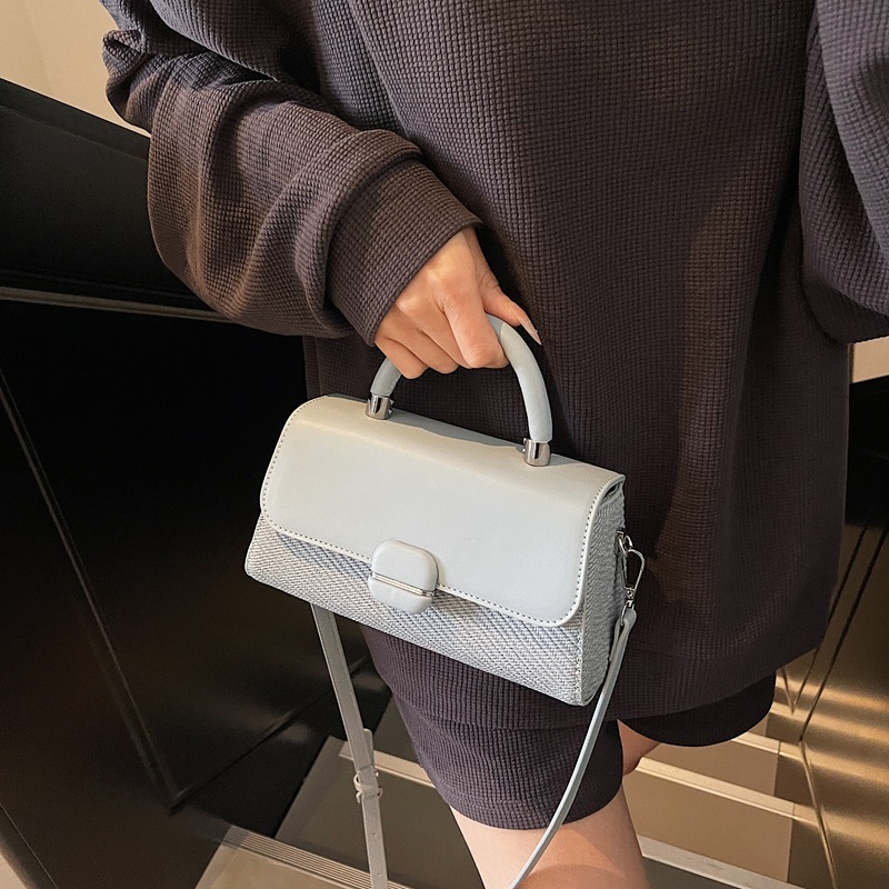 This Year's Trendy Bags for Women Spring Versatile New Fashionable Crossbody Handbag Tote Small Square Bag