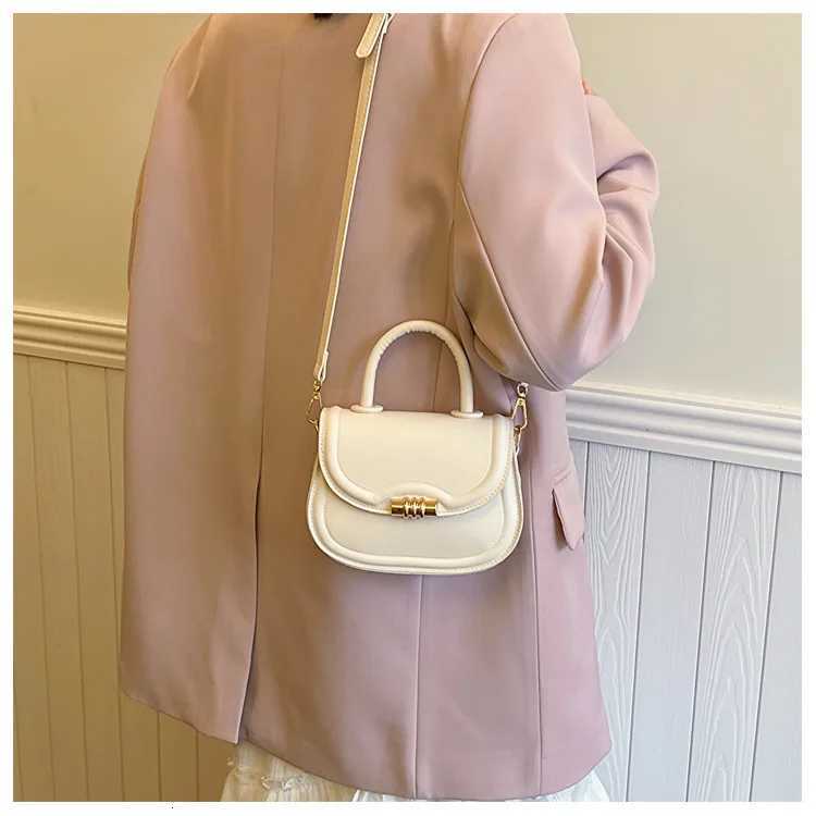 Simple Design Womens Shoulder Crossbody Bag PU Leather Ladies Small Clutch Purse Handbags Solid Color Female Handle Saddle Bags Z250812