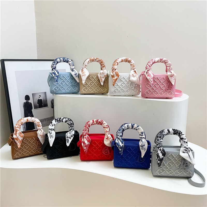Heavy Embroidery Quilted Mini Crossbody High-End Feel Scarf Shoulder Handbag Women's Bag