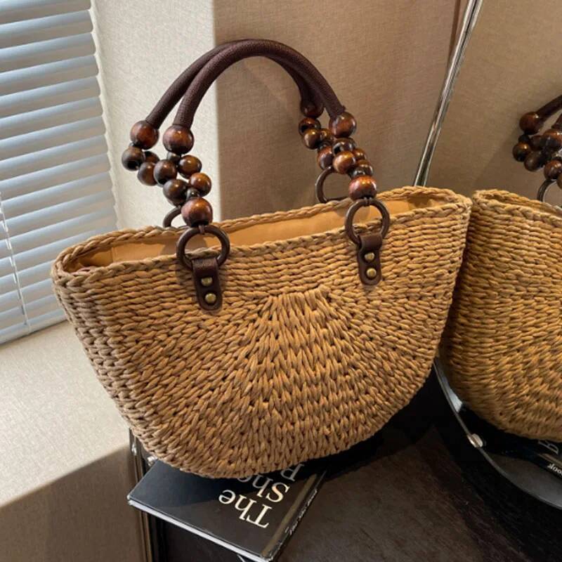 New Handmade Grass Woven with Wooden Bead Handle Half Round Beach Style Tote Bag Women Handbag high-quality