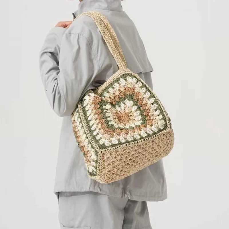 Granny Square Straw Shoulder Bag Boho Ethnic Contrast Color Crochet Women Tote Bag Roomy Summer Beach Vacation Handwoven Handbag Z250812
