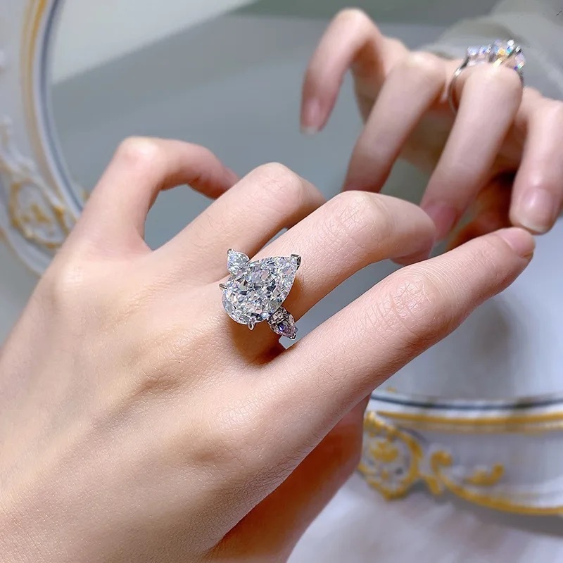 Luxury Fashion Women Engagement and Wedding Diamond pink Ring Sterling Silver 925 with Gold Jewelry Moissanite Diamond Ring