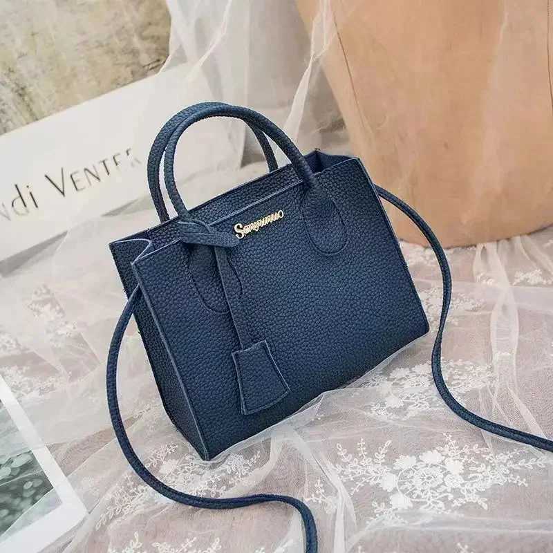 Solid Color Lychee Grain Ladies Handbags Single-shoulder Crossbody Handheld Triple-use Satchel Portable Leisure Bag Z250812