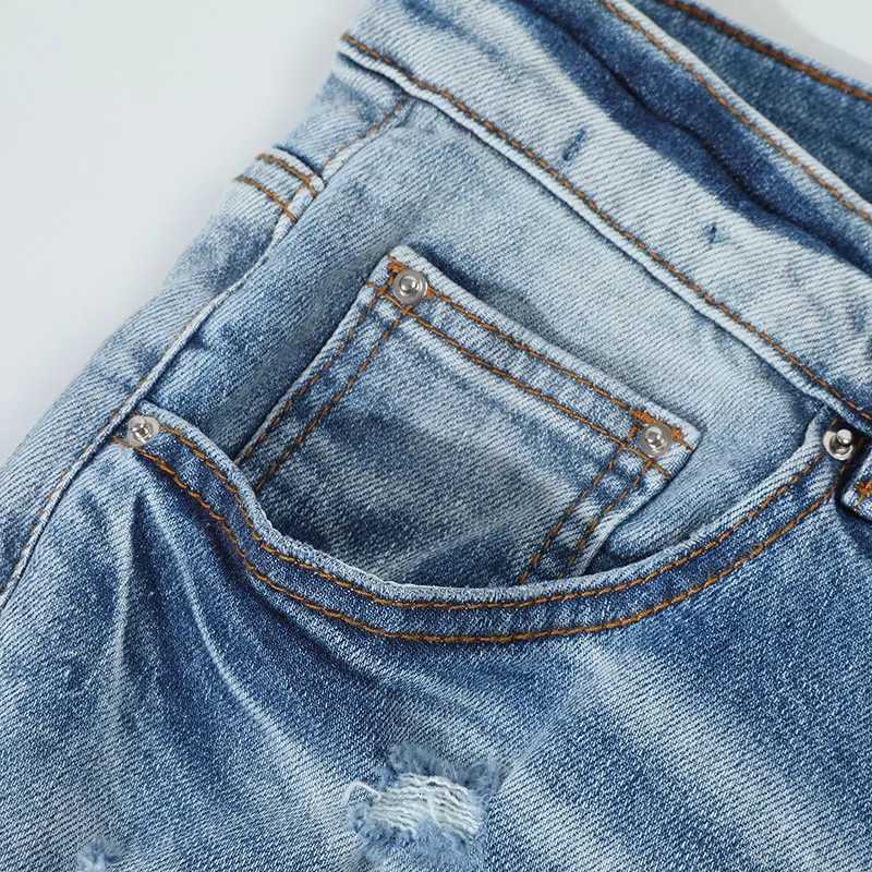 Street Fashion Men Jeans Retro Light Blue Stretch Skinny Fit Ripped Jeans Men Pink Leather Patched Designer Brand Hip Hop Pants X250812