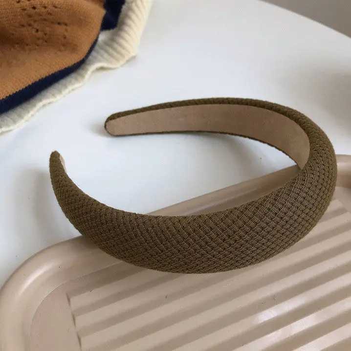 Autumn Winter Band Wide Sponge Wen Non Slip Hair Band Vintage Style High Crown Effect Dark Coffee Hair Accessories 1PC X250812