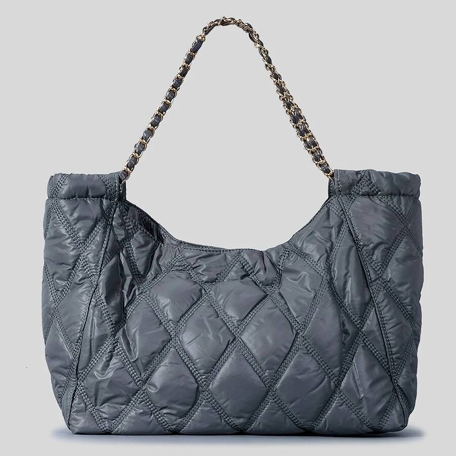Casual Nylon Lingge Quilted Women Shoulder Designer Padded Lady Handbags Chain Large Capacity Tote Bag Big Shopper Purse2023