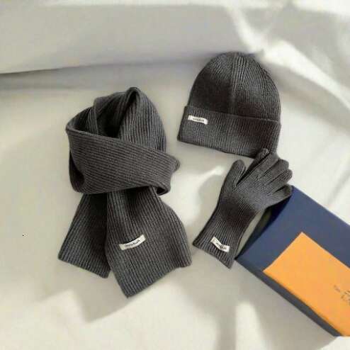 beanie cap Burgundy Scarf Hat Two-Piece Anti-Frost Gloves Christmas Gift Student Warm Three-Piece Set