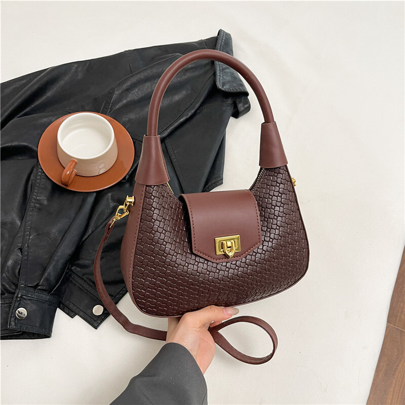 Free Shipping 2025 New Women's Designer Handbag High-quality Woven Crescent Bag Fashionable Retro Crossbody Bag High-end Dinner Dress Bag Wallet
