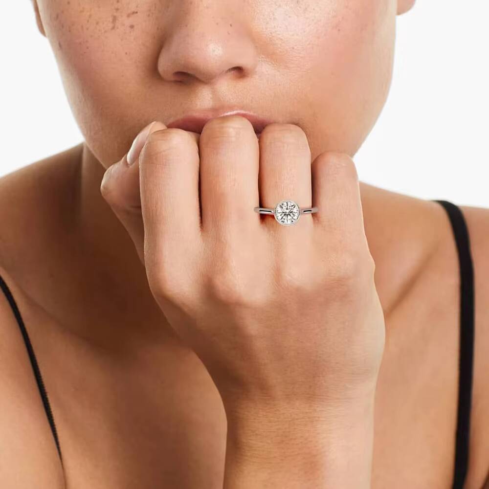 Lab Grown Diamond Round Cut Engagement Ring 18K Solid Gold Women Bezel 1CT Solitaire Promise Gifts Anniversary Handmade Ring