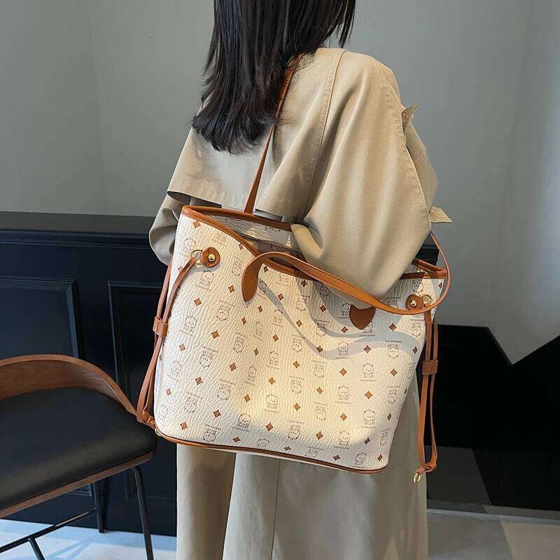 Hot Selling Best Superstar Show Minimalist Tote Bag For Women Business Casual With Elegant Design And Large Capacity Designer Bags