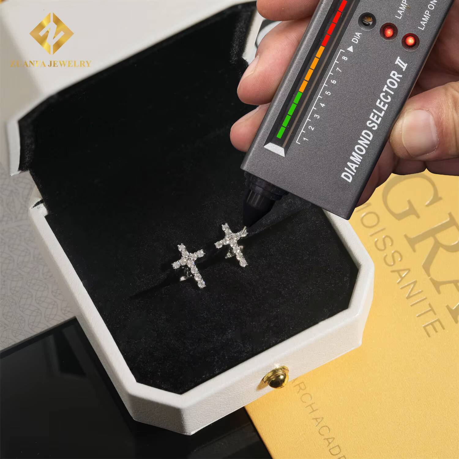 Hip Hop Cross Design Earrings Jewelry 925 Silver Iced Out VVS Moissanite Diamond Cross Earrings Unisex Pass Diamond Tester