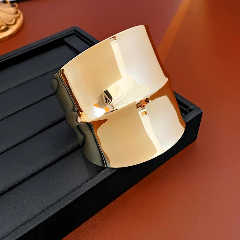 Irregular Punk Smooth Metal Style Wide Open Cuff Bangles for Women Gold Silver Color Wide Hand Bracelet Party Fashion Jewelry 250811
