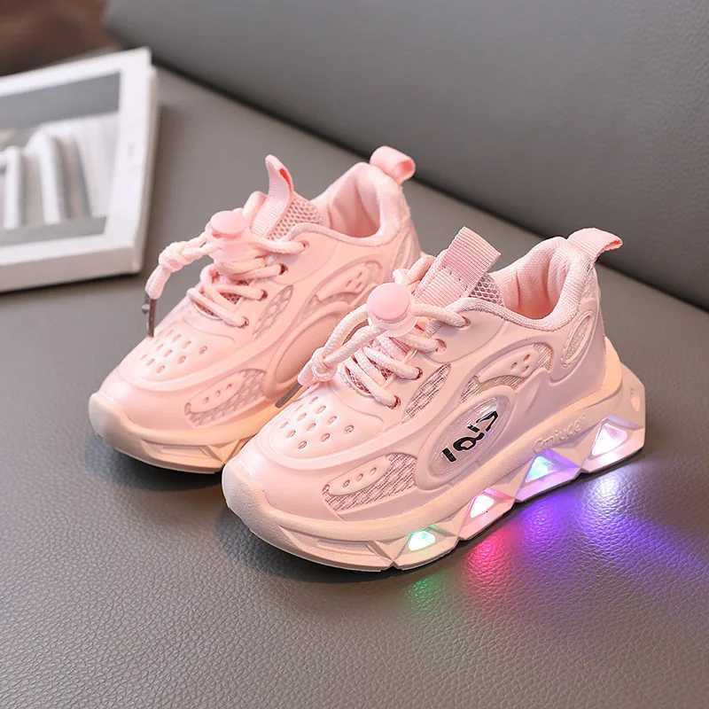 Designer Trendy Sneakers Antiskid Luminous Shoes Versatile Soft Soled Children Shoes Lightweight Breathable Sneaker XJ250812