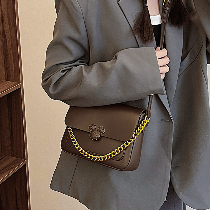 2025 Autumn New Shoulder Bag New Fashion Small Bag Autumn New Armpit Bag bag Retro Fashion Commuting Crossbody Bag Autumn New Designer Bag