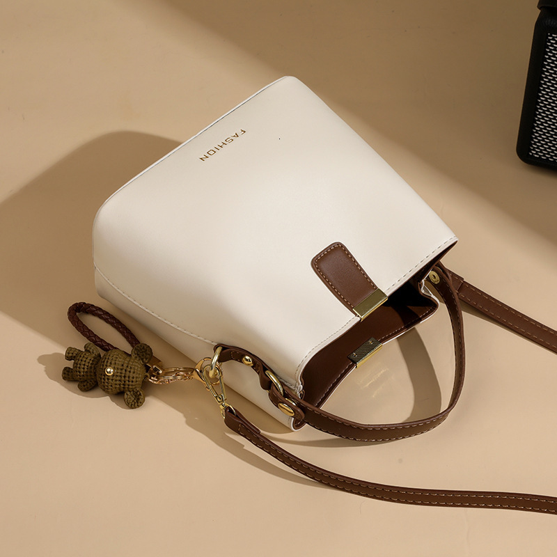 designer bag Trendy Small Bags for Women 2025 New Spring Summer Versatile Luxury bag Shoulder Crossbody Bag Korean Style Textured Handbag Bucket Bag