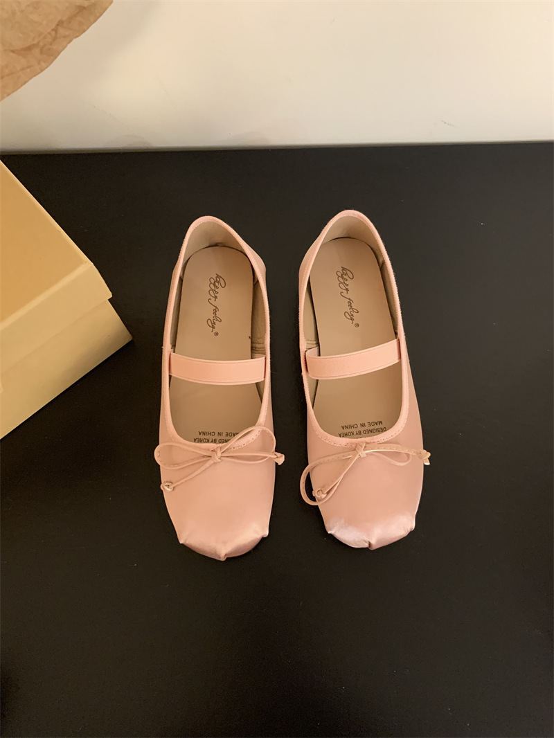 Satin Ballet Flats, Elegant Mary Jane Shoes with Round Toe and Bow Detail - Lightweight Women's Flats Size 43 dh911068014