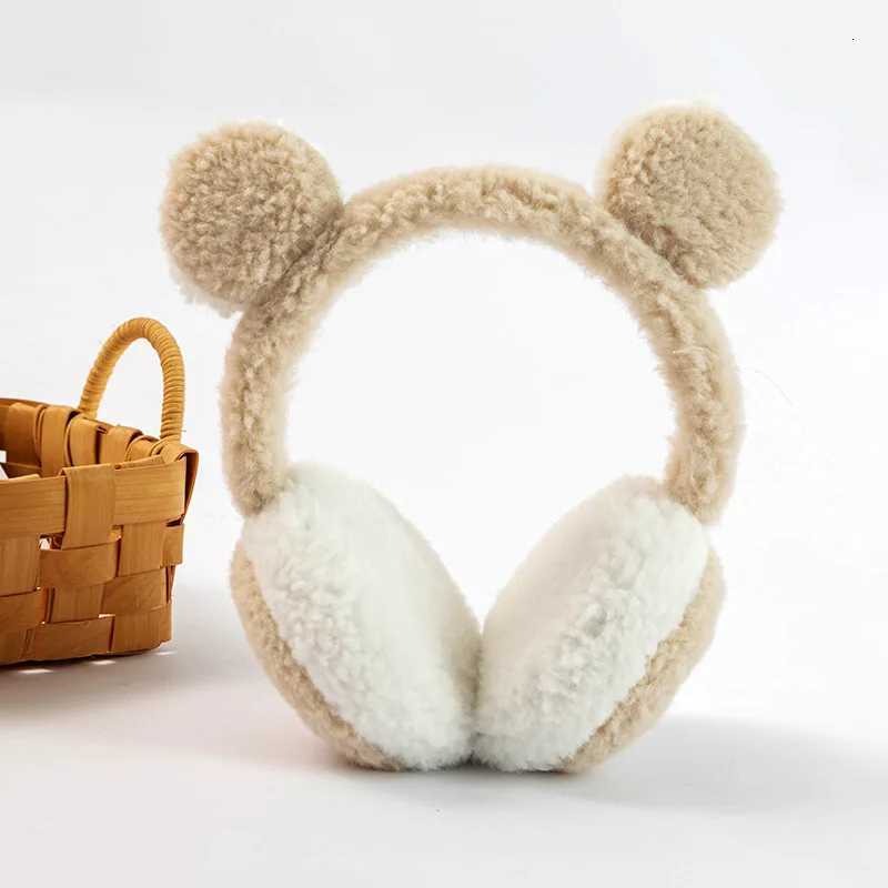 Earmuffs Warm Girl Cartoon Bear Earmuffs Winter Ear Protection Childrens Earmuffs Antifreeze Retractable Earmuffs for Children XJ250812