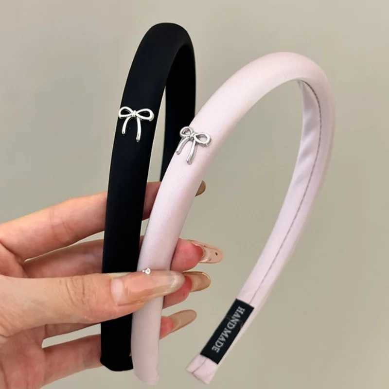 Korean Bow Fabric Sponge Hair Hoops Hairband for Women Sweet Solid Color Elastic Wide Hair Band Wear Hair Accessories X250812