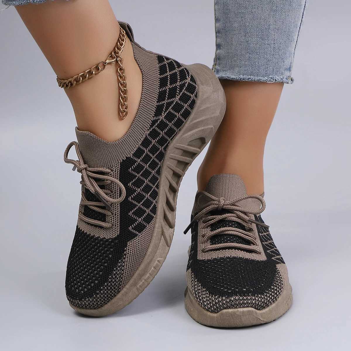 Womens Summer Breathable Mesh Flat Shoes Womens Shoes Casual Sneakers Shoes Clearance Free Shipping Z250812