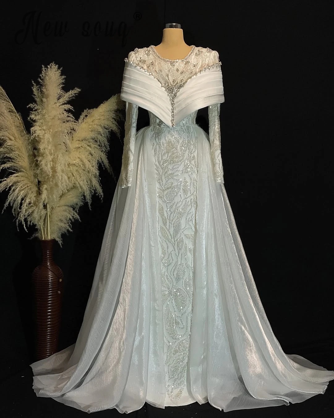 Classic A Line Women Wedding Dress Jewel Neck Long Sleeves Bridal Gowns Crystal Sequins Detachable Train Dress Customized vestidos de novia