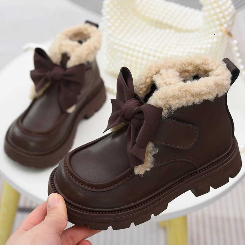 Girls short boots childrens leather and velvet cotton boots 2024 autumn and winter new item new princess boots warm two co XJ250812