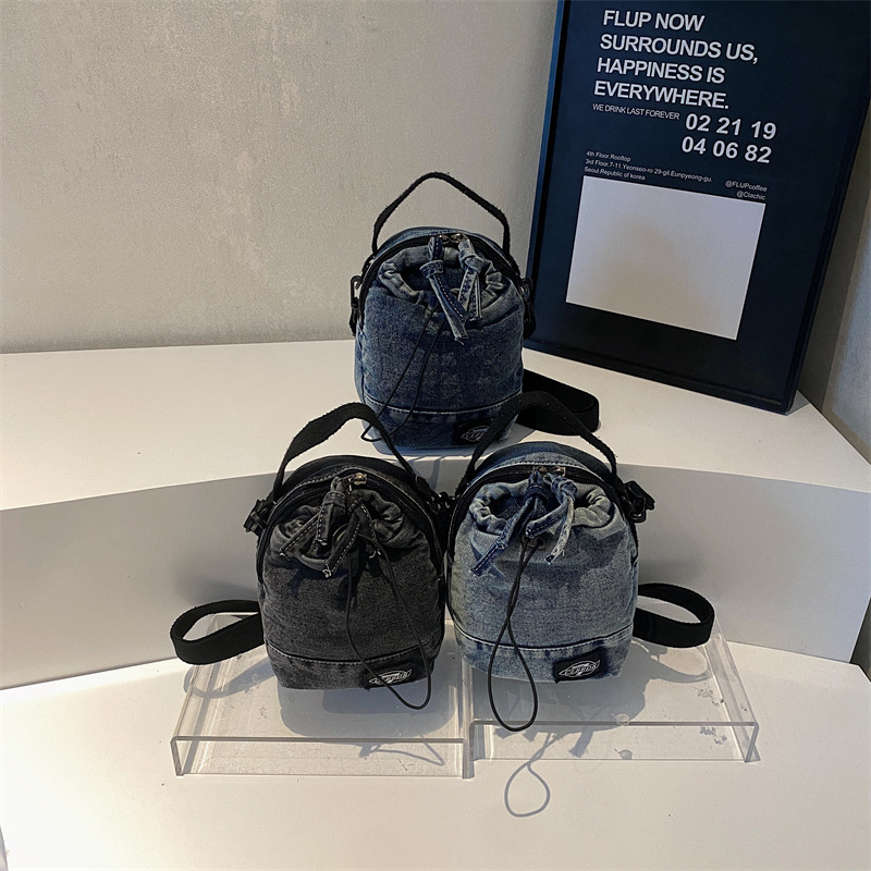Casual Phone for Women New Versatile Small Drawstring Handheld Bucket Denim Crossbody Bag