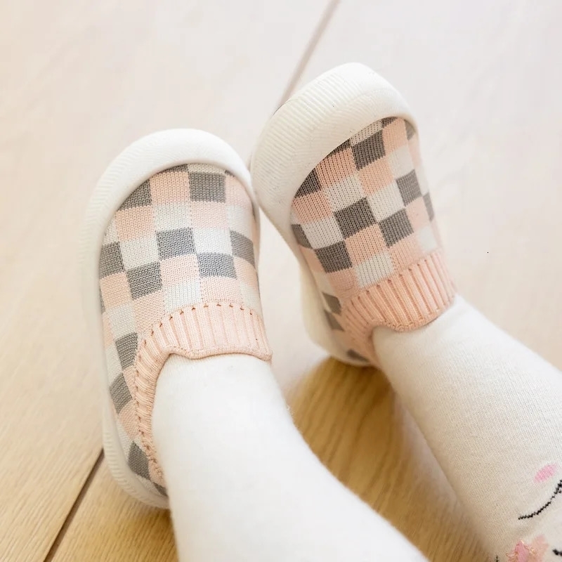 Spring Slipon Toddler Shoes Baby First Walkers Boys Girls Autumn NonSlip Classic Plaid Sneakers Sport Shoes w250725