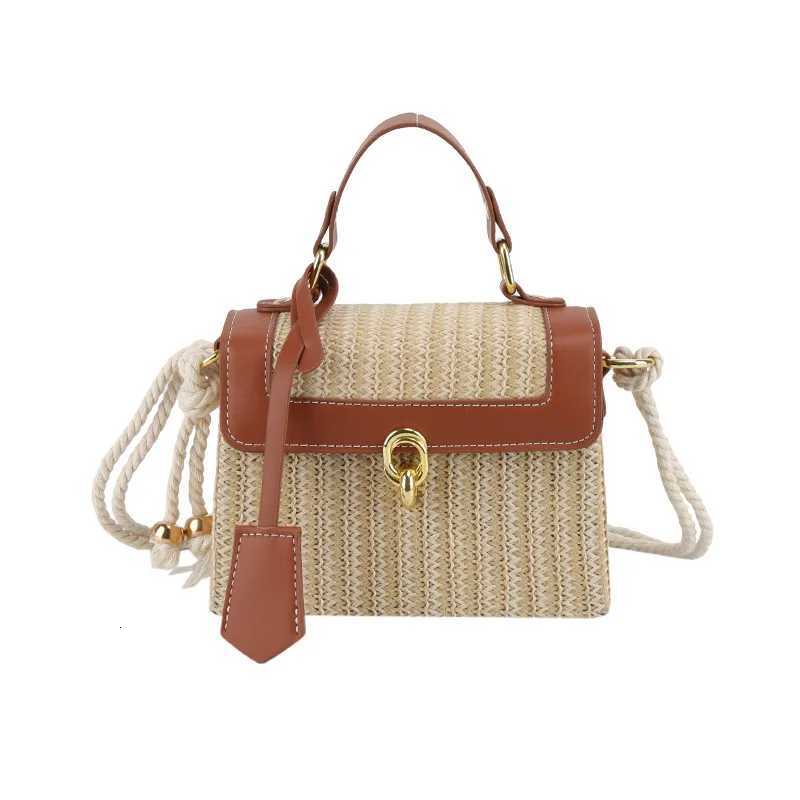 2025 Spring Summer New Style Color Contrasting PU Splicing Texture Crossbody Straw Weaving Handheld Small Square Bag Z250812