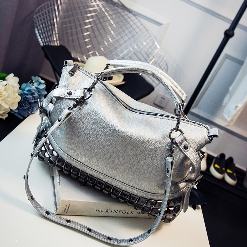 2025 Autumn New Women s Shoulder Bag Large Capacity Bag Lychee Pattern Fashionable women s Rivet Bag Women s Crossbody Bag bag Punk Style Autumn New D