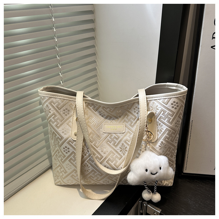 Bohemian Style Women s Large Capacity New Summer Fashionable Casual Trendy Personality Pendant Tote Shoulder Bag ddmymarket