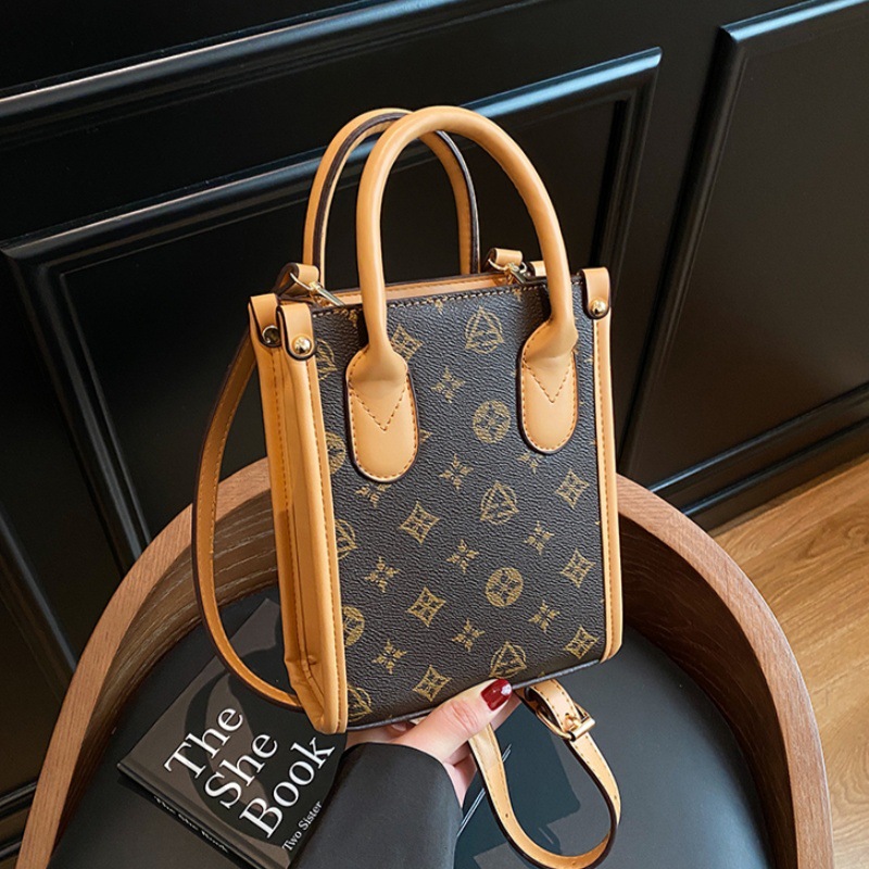 Senior Sense Small Bag Female New Style Of Color Contrast All Kinds Of Presbyter Mobile Phone Bag Vertical Style Shoulder Sling Female Bag 2026