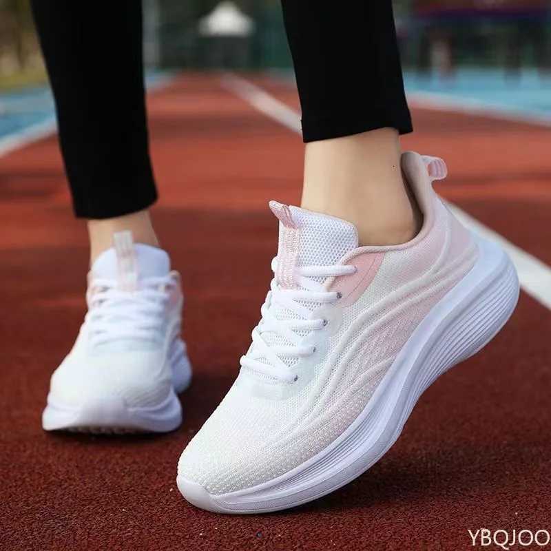 New Spring Lightweight Sports Shoes Simple Versatile Women Comfortable Shock-Absorbing Breathable Wear-Resistant Women Shoes Z250812