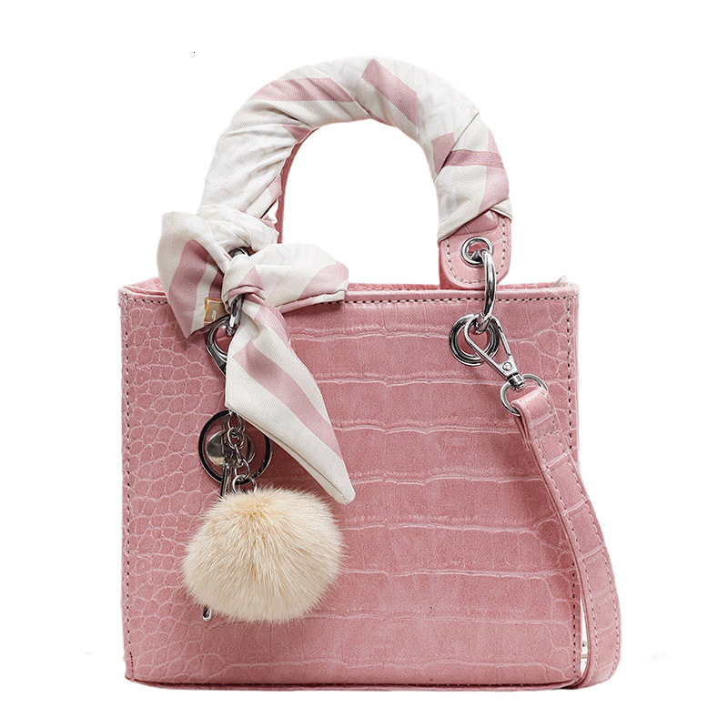 2025 Handheld Princess Diana Bag Fresh Crocodile Pattern Summer New Trendy Fashion Simple Crossbody Bag Small Square Luxury Designer Bag Bag Bag For W