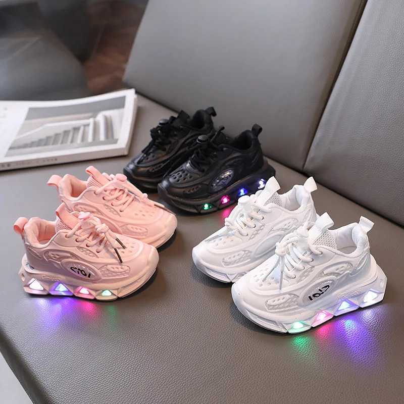 Designer Trendy Sneakers Antiskid Luminous Shoes Versatile Soft Soled Children Shoes Lightweight Breathable Sneaker XJ250812