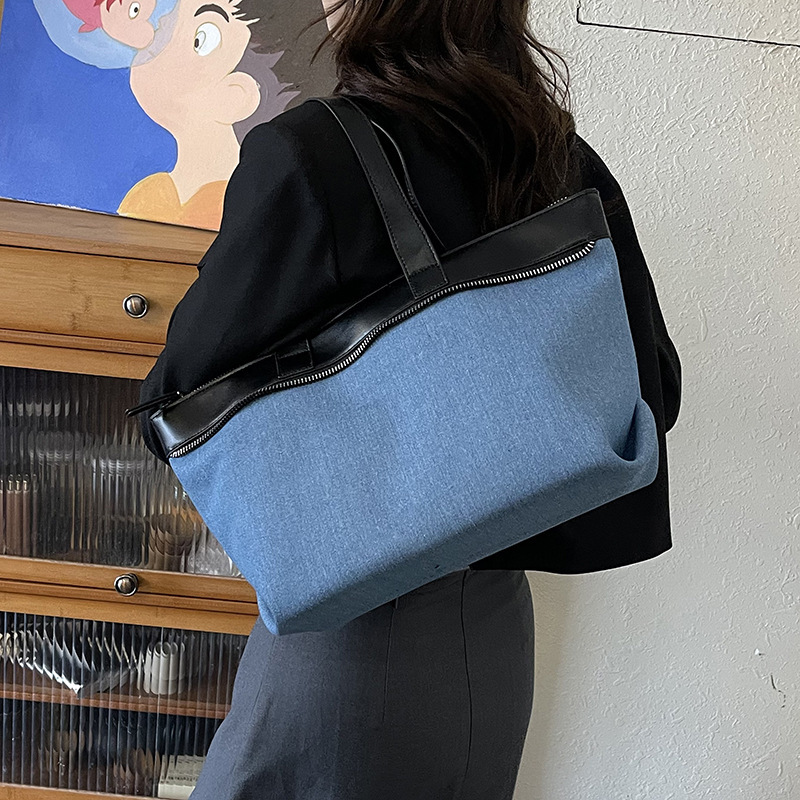 Denim Handbag for Women New Fashion Patchwork Shoulder Commuter Large Capacity Tote Bag