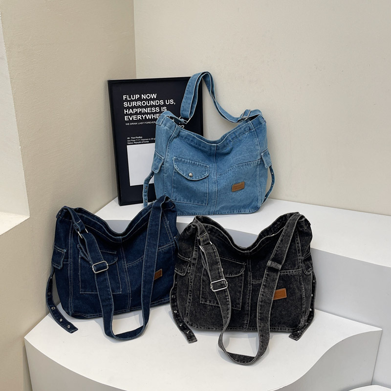 Washed Denim Tote New Fashion Single Shoulder Versatile Commuter Crossbody Bag