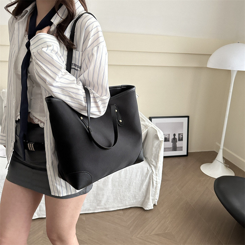 Fashion Casual Large Capacity New Summer Simple Stylish Solid Color Commuter Trendy Single Shoulder Tote Bag for Women ddmymarket