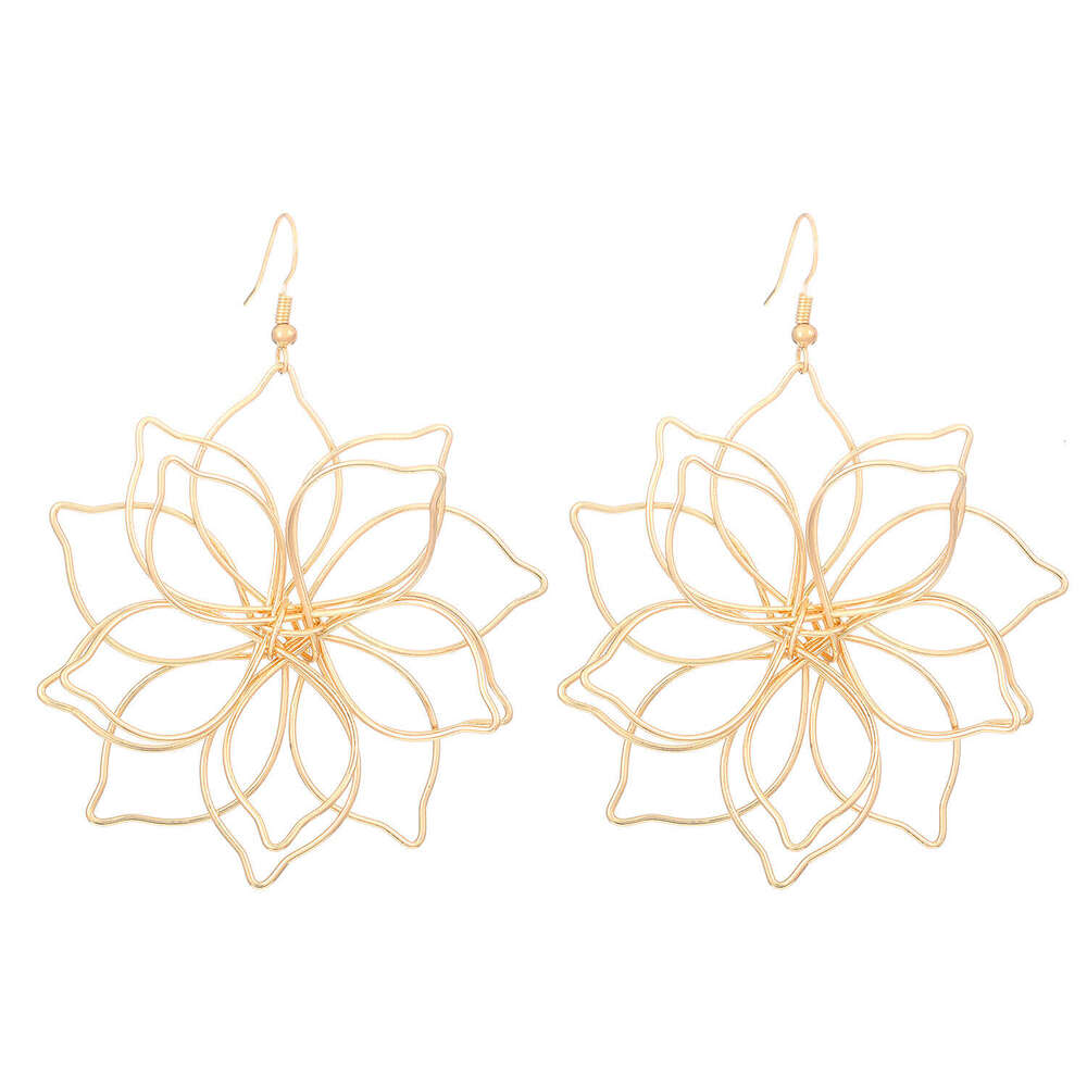 Exaggerated Metal Hollow Flower for Women, High-End Ins Style Woven Geometric Drop Earrings