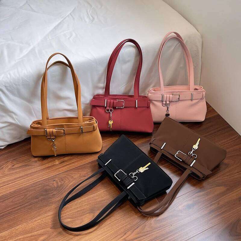 LEFTSIDE Women's Lazy Faux Suede Shoulder 2025 Winter New Y2K Retro Tote Bag Brand Designer Handbags and PursesFashion designer's style