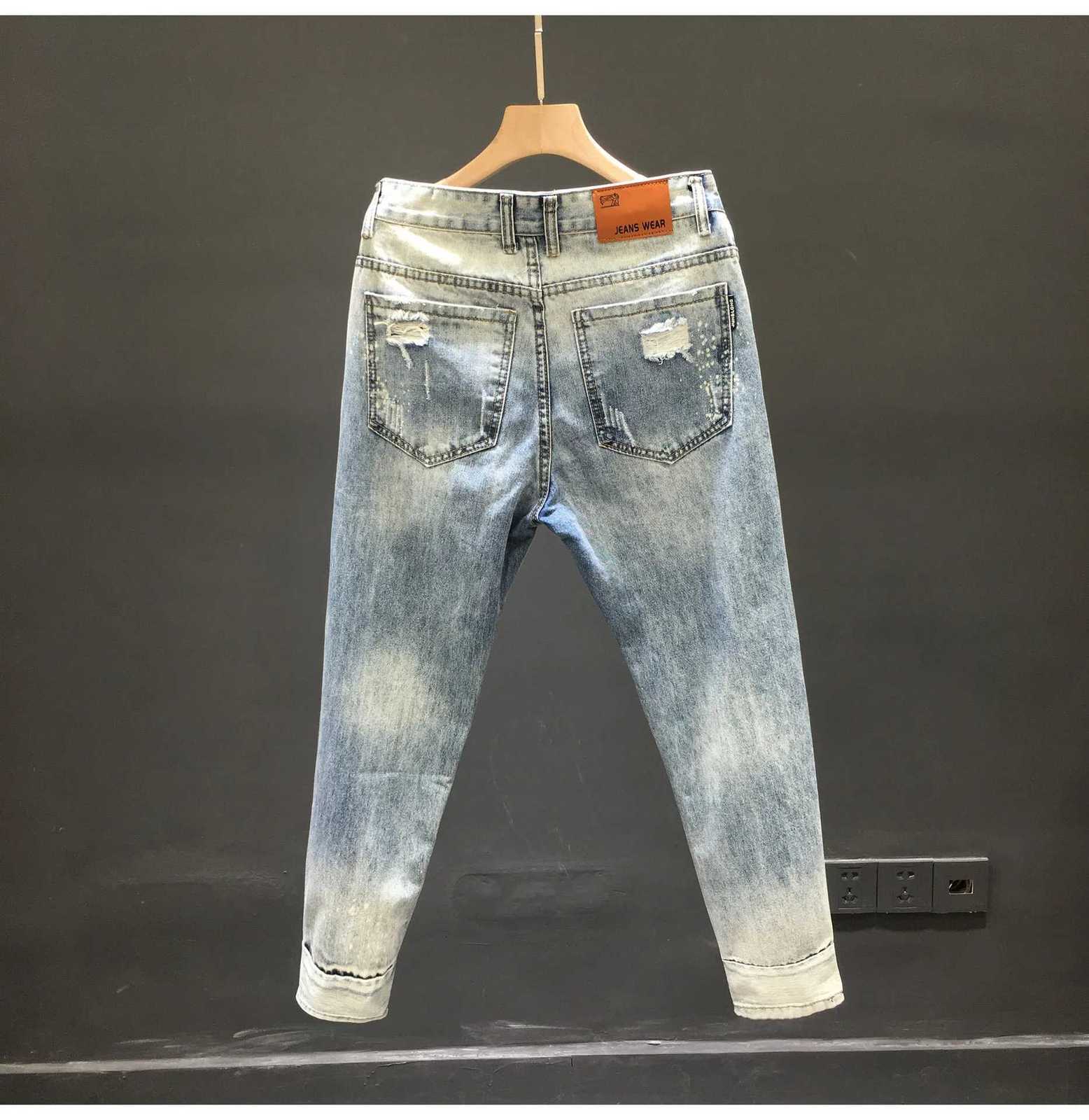 Harajuku Style Summer and Trendy Luxury Jeans for Men with Holes Small Feet Mens Casual Jeans with Holes Beggar Vintage Pants X250812