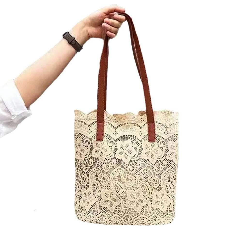 Spring Summer New Straw Woven Lace Bucket Mother And Child Hollow Beach Women's Bag B5