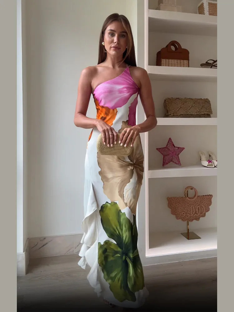 Sexy Printed Irregular Slim Fit Maxi Dress Fashion Women Sleeveless Off Shoulder Skew Collar Robe Lady Beach Party Robe 250805