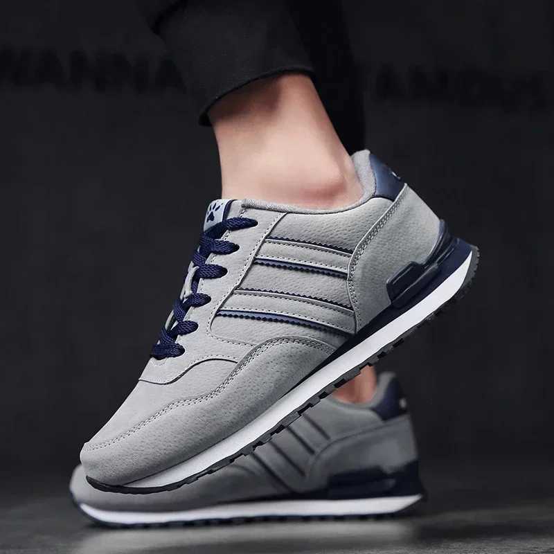 Mens High Quality Sneakers Leather Casual Shoes Autumn 2024 New Breathable Men Shoes Flat Tennis Shoes for Men Z250812