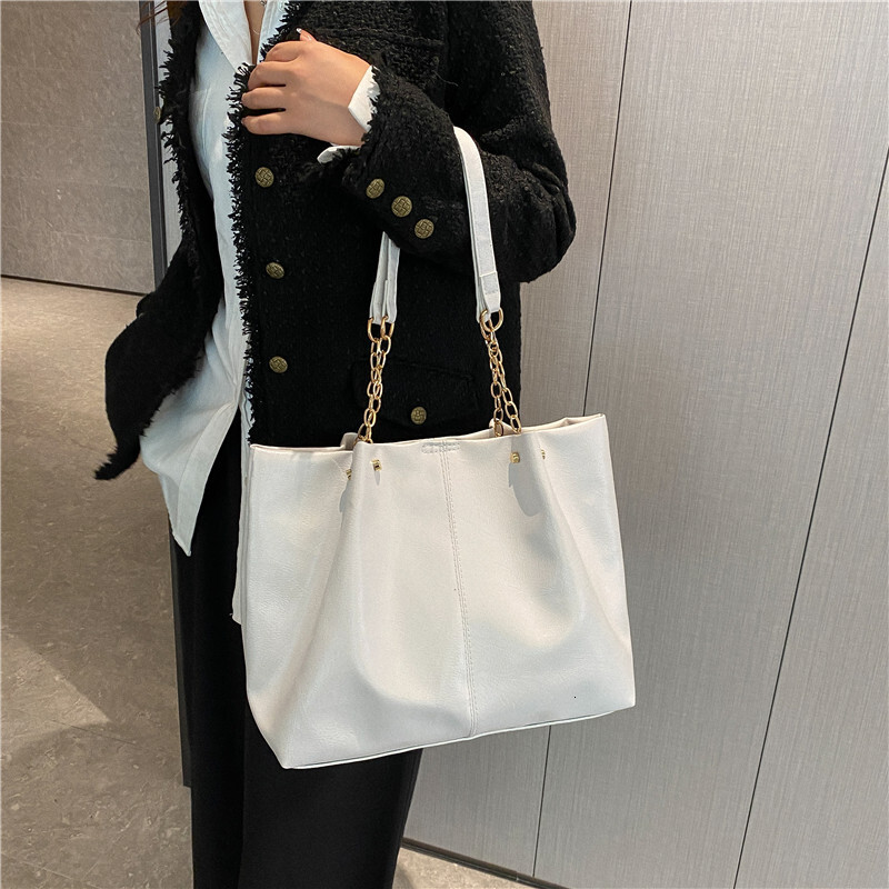 Soft Texture Women s New Fashion Casual Chain Shoulder Large Capacity Commuter Tote Bag Trendy ddmymarket