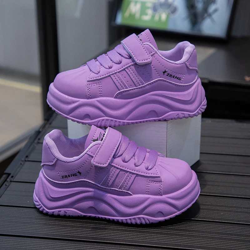 Childrens board shoes girls fashionable white shoes 2025 Spring and Autumn edition boys sports shoes Korean version M250812
