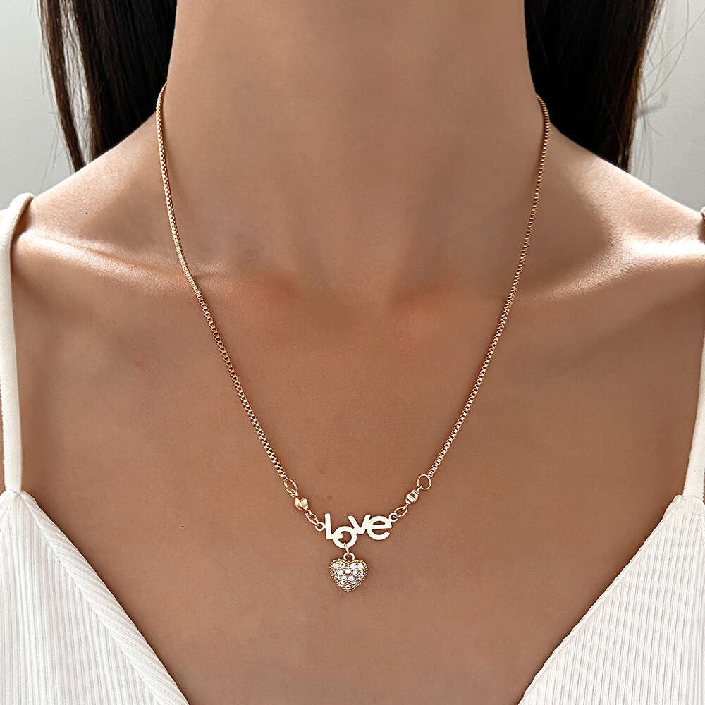 Full Dia Heart Necklace Fashionable Temperament Butterfly Tassel Heart-shaped Collarbone Internet Celebrity Sweater Chain