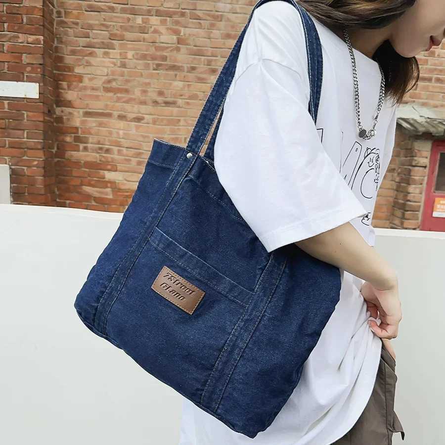 2023 Vintage Denim Underarm Bag Large Capacity Women Commute Bag Students Hot Shoulder Tote Bag Fashion Handbag Solid Clutch Bag Z250812
