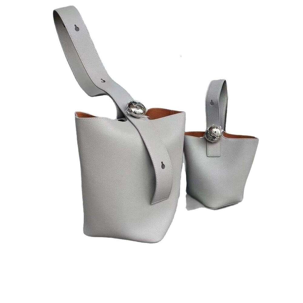 Correct Version Luo's New Pebble Bucket Leather Shoulder Crossbody Handbag