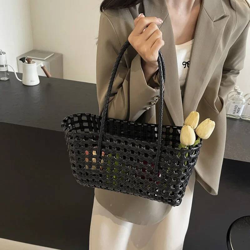 LEFTSIDE Small Solid Color Weave Tote for Women Fashion Summer Shoulder Bags Simple Handbags Hollow Out Beach Bag high-quality