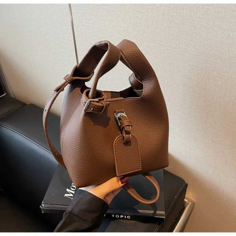 Women Crossbody Bags Fashion Design Mini Buckets Women Handbags Crossbody Shoulder Bag Female Sodt PU Leather Bag Z250812